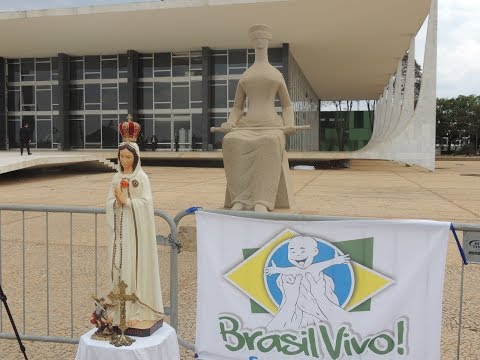 Eu sou de Nossa Senhora, ... e Nossa Senhora é minha!!!