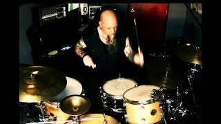 Chris Moore: Scatterbrain by KXM