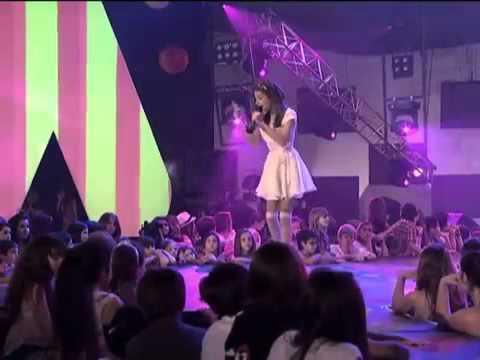 Celebratón in Concert Tu Resplandor   Martina Stoessel