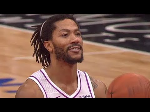 DERRICK ROSE GETS MVP CHANTS FROM BULLS CROWD!