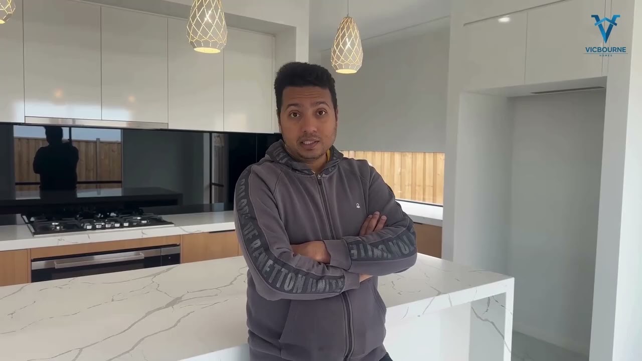 Property Showcase 09