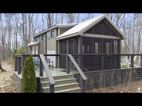 Incredibly Stunning Park Model on 0.9 Acre Lot for Sale in TN