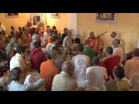 HH Bhaktivaibhava Swami - kirtan 23.05.2015