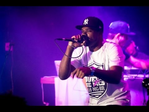 Pedro DDG part. Destro - Válvula de Escape (Prod. Coyote) :: Ao Vivo