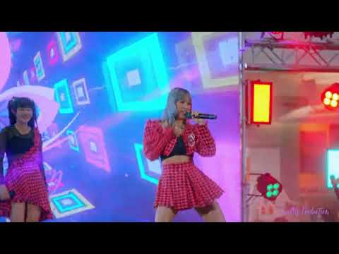 Pink Venom - Berry Berry @ Esplanade Ratchada