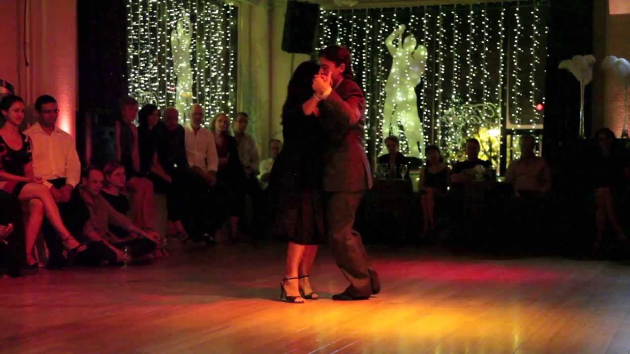 Graciela Gonzalez et Robert, Adrien, Christian, "Pensalo bien" (tango), 4de4.