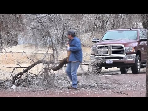 Deadly ice storm cripples travel across Great Plains