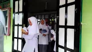 Download lagu Detik - Detik Perpisahan Dengan Teman SMA Tahun 2018 mp3