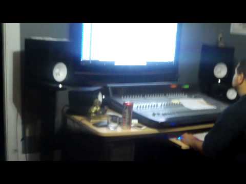 Topdime in the studio with Ovirey