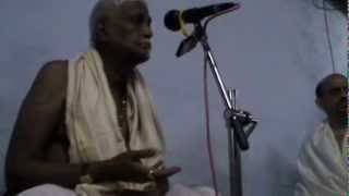 preview picture of video 'Mandukopanishad Musiri 2011 - Shri Bannanje Govindacharya Shibira Day 1 Afternoon (1/2)'