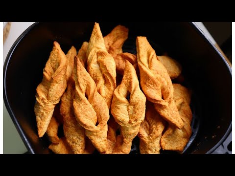 Crispy Figure-Eight Puff Pastry Bites Made in the AirFryer, One Sheet of Puff Pastry, Endless Crunch