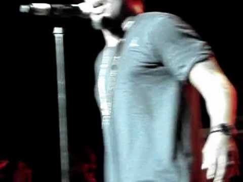 Anthony Hamilton and Estelle at Pier 6 in Batimore, MD