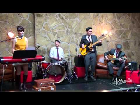 The Retrosettes Sister Band