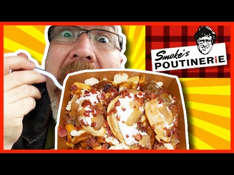 Perogy Poutine da crítica de Smoke's Poutinerie