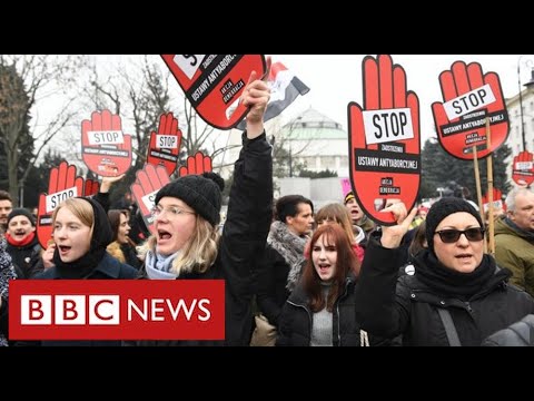Mass protests in Poland against law banning almost all abortions - BBC News