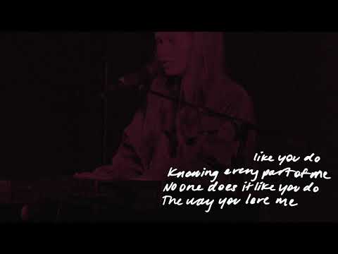 Haley Joelle - Addicted (Official Lyric Video)