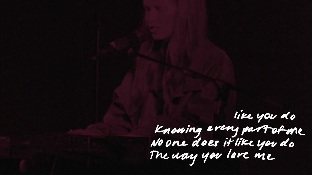 Haley Joelle - Addicted (Official Lyric Video)