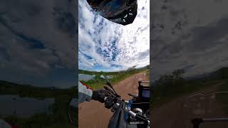 アドベンチャーバイクがあなたのバイクライフを変えるかも!? さぁ冒険に出かけよう #aprilia #apriliatuareg #ツーリング #林道 #アプリリア #トゥアレグ #leovince