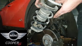 Mini Cooper S 1.6 ALL4 Front Strut Removal and Replacement R60