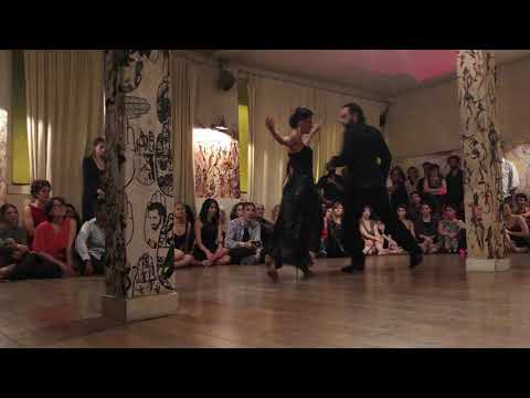 La tanguedia - Paris Besos Brujos Leonel Di Cocco y Carolina Giannini