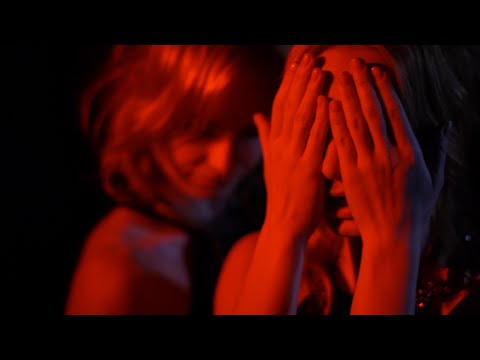 Анна-Мария - Ми Сховаємось / Анна-Мария - Ми Сховаемось