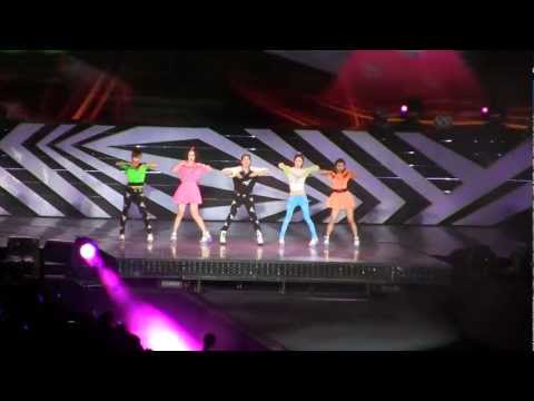 [FANCAM] 231112 SMTOWN SG - f(x) (Jet)