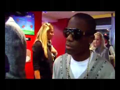 Channel AKA  A SQUEEZY - 50 CENT