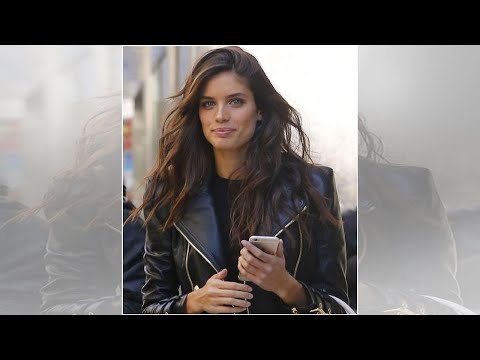 Sara Sampaio, una top model que pisa fuerte