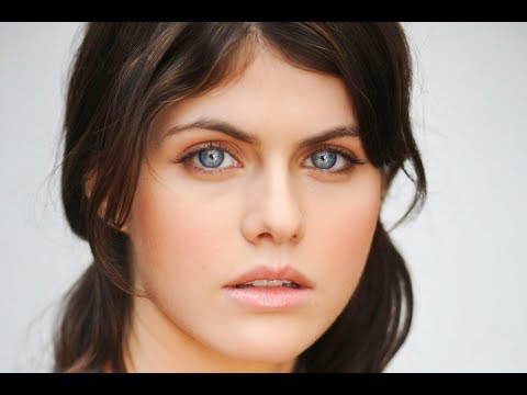 download lagu mp3 mp4 Alexandra Daddario Contact Lenses, download lagu Alexandra Daddario Contact Lenses gratis, unduh video klip Alexandra Daddario Contact Lenses