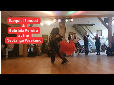 Ezequiel Sanucci & Gabriela Pereira showing embelleshments for Neotango at The Neotango Weekend 2025