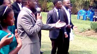 Download lagu Agaba Samuel Rujumba with Desire Singers mp3