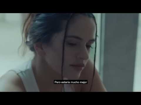 Carolina Durante & ROSALÍA - Normal (Lyric Video)