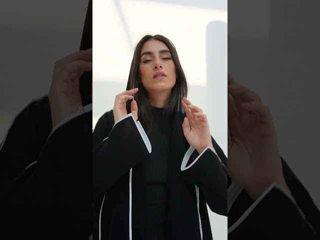 عباية نصف كلوش قيطان أبيض