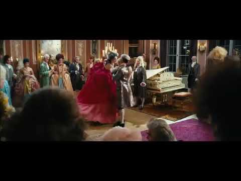 Saphirblau - Time Warp Scene