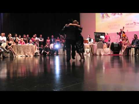 Carlitos Espinoza y Noelia Hurtado 2/2 - 2015 Singapore tango festival