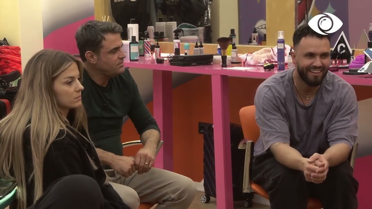 Nita luan me Shpatin, banorët qëndrojnë në dhomën e grimit