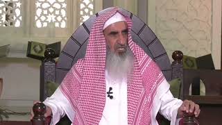 صورة وصف الله عز وجل للقرإن بالكرم