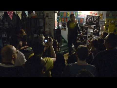 Dan Le Sac vs Scroobius Pip - Stunner. Live in Spillers Records 9/10/13