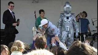 lil chris ,, gettin enough