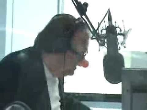 zoo di 105 Leone Canta