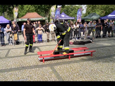 Podobne wyzwania czekają na nich podczas akcji ratowniczych. IV Turniej Strażacka Pompa w Suwałkach