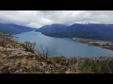 Si alguien cree que este #paisaje es FEO por ser un Día GRIS #nublado diga YO #otoño 2025 LAGO PUELO