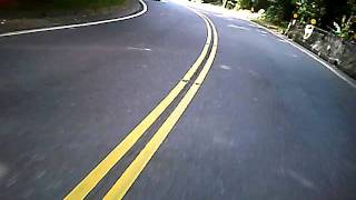 行車紀錄器-北宜公路重機騎士跨雙黃線超車
