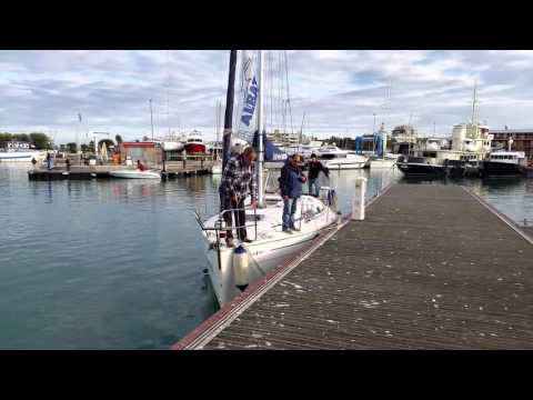 Corsi Albatros | Disormeggio con vento al traverso | 2015