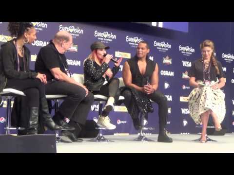 ESCKAZ in Kyiv: Valentina Monetta & Jimmie Wilson (San Marino) meet & greet