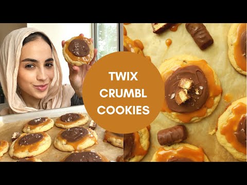 Crumbl's Chilled Twix Cookie Decoded: Caramel, Chocolate, and Sea Salt on a Chewy Twix-Chunk Base