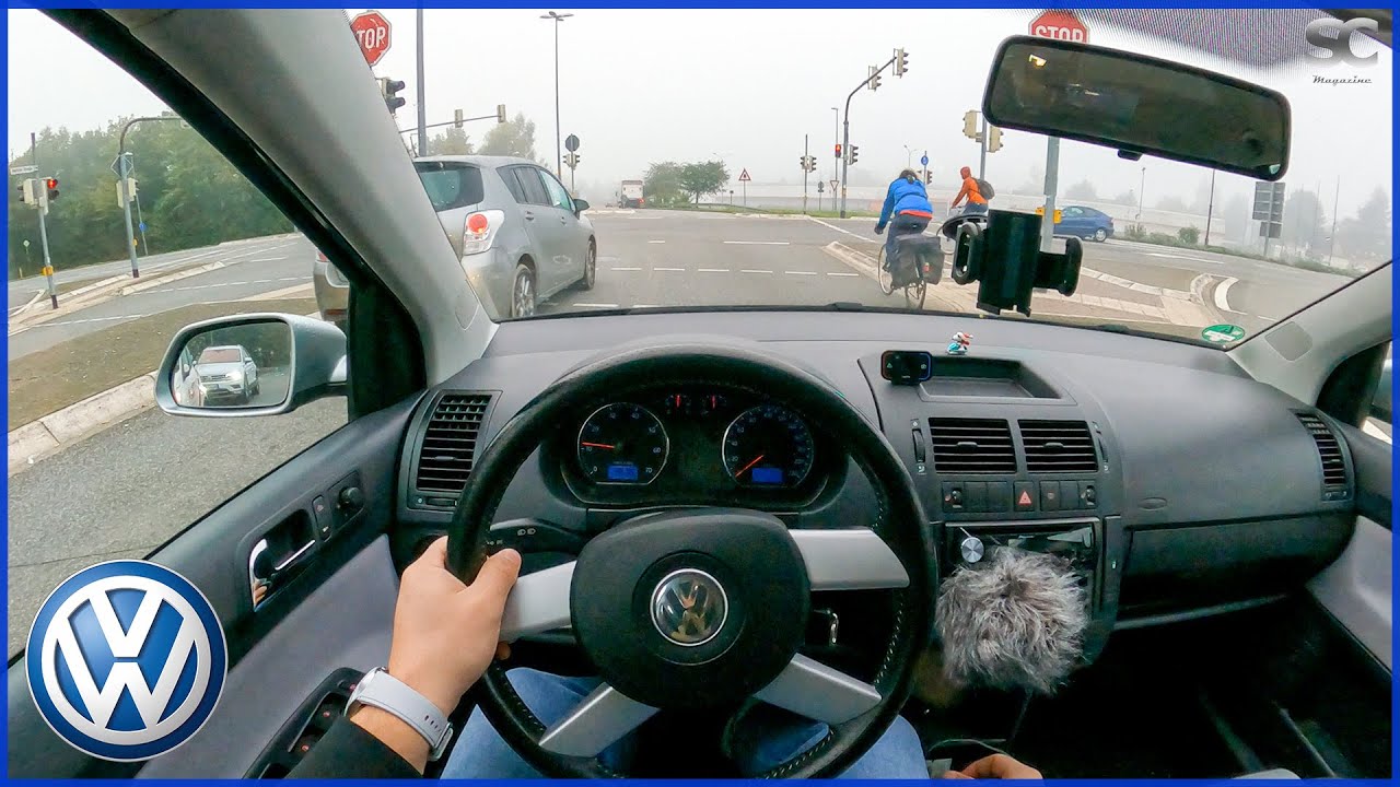 VW CrossPolo (2006) - City Test Drive POV