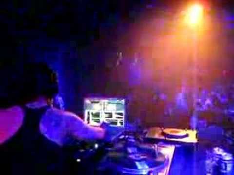 DJ GINA TURNER-LIVE IN PARIS- SOUS LA PONT SHOWCASE SHOW ME