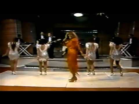 VALERIA LYNCH -  MUÑECA ROTA (STEREO)