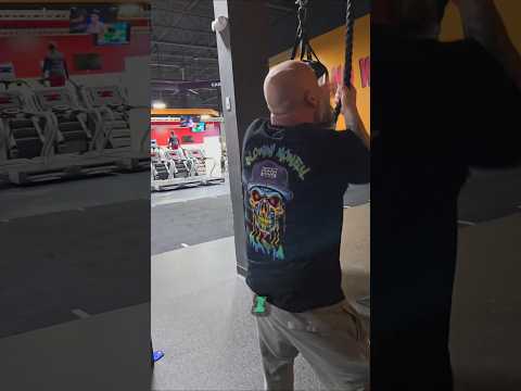 Go Get Entered! 🤘 $2,500 Giveaway #fyp ##blowinmoneymafia #hotrods #shirts #Nova #USA